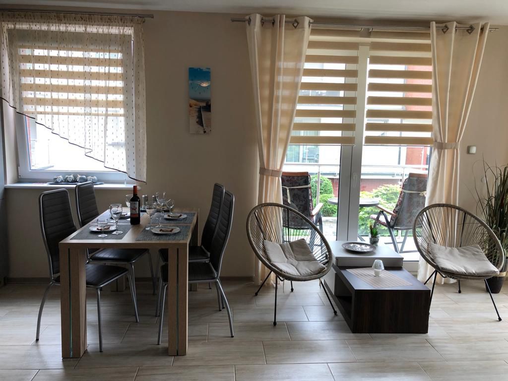 f8d17c9a-8401-45f2-bac1-f4da60a22850